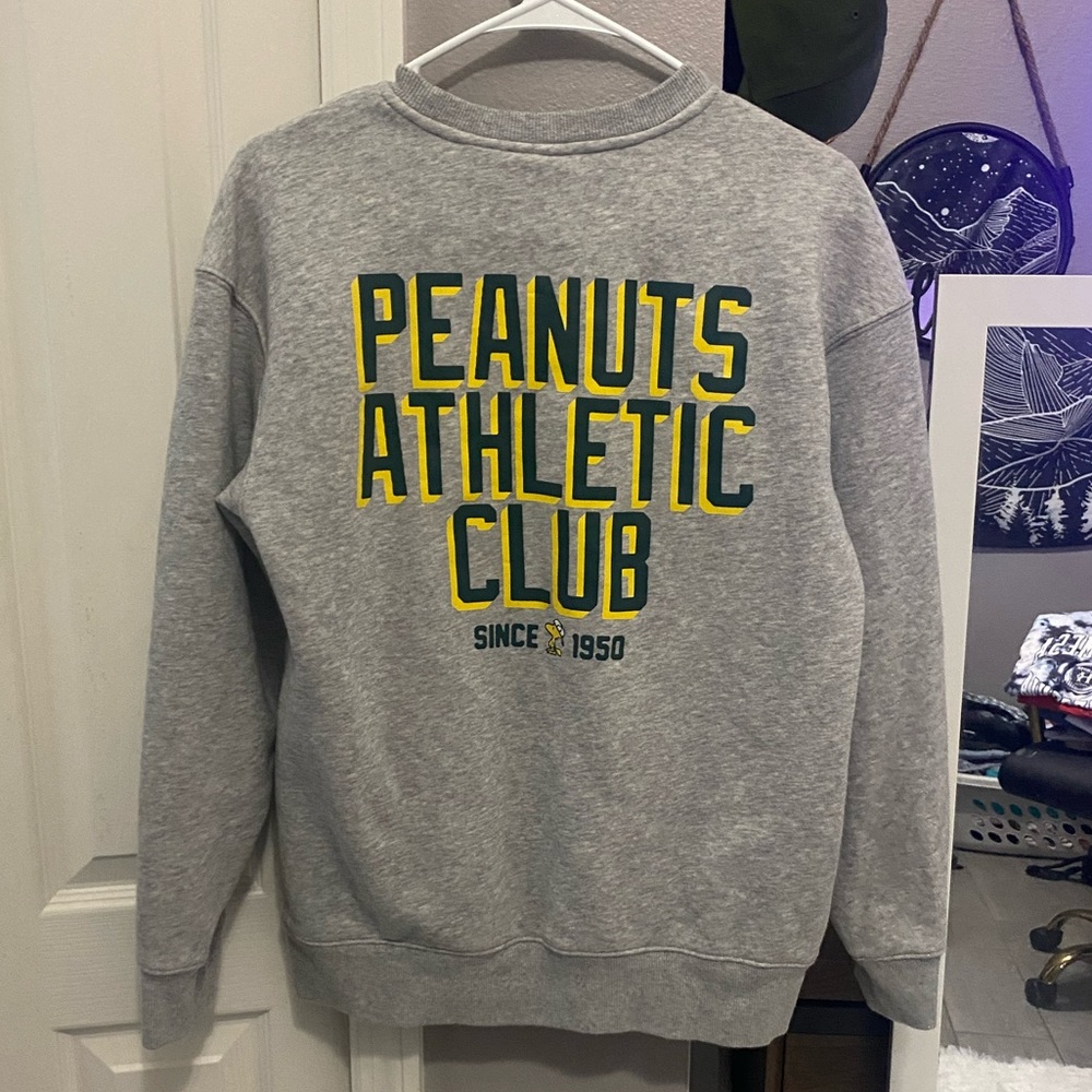 grey crewneck sweatshirt - Picture 6 of 7